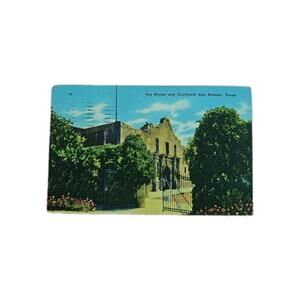 Vtg 1956 Linen Postcard THE ALAMO & COURTYARD San Antonio TX 2 .02 Cent Stamp